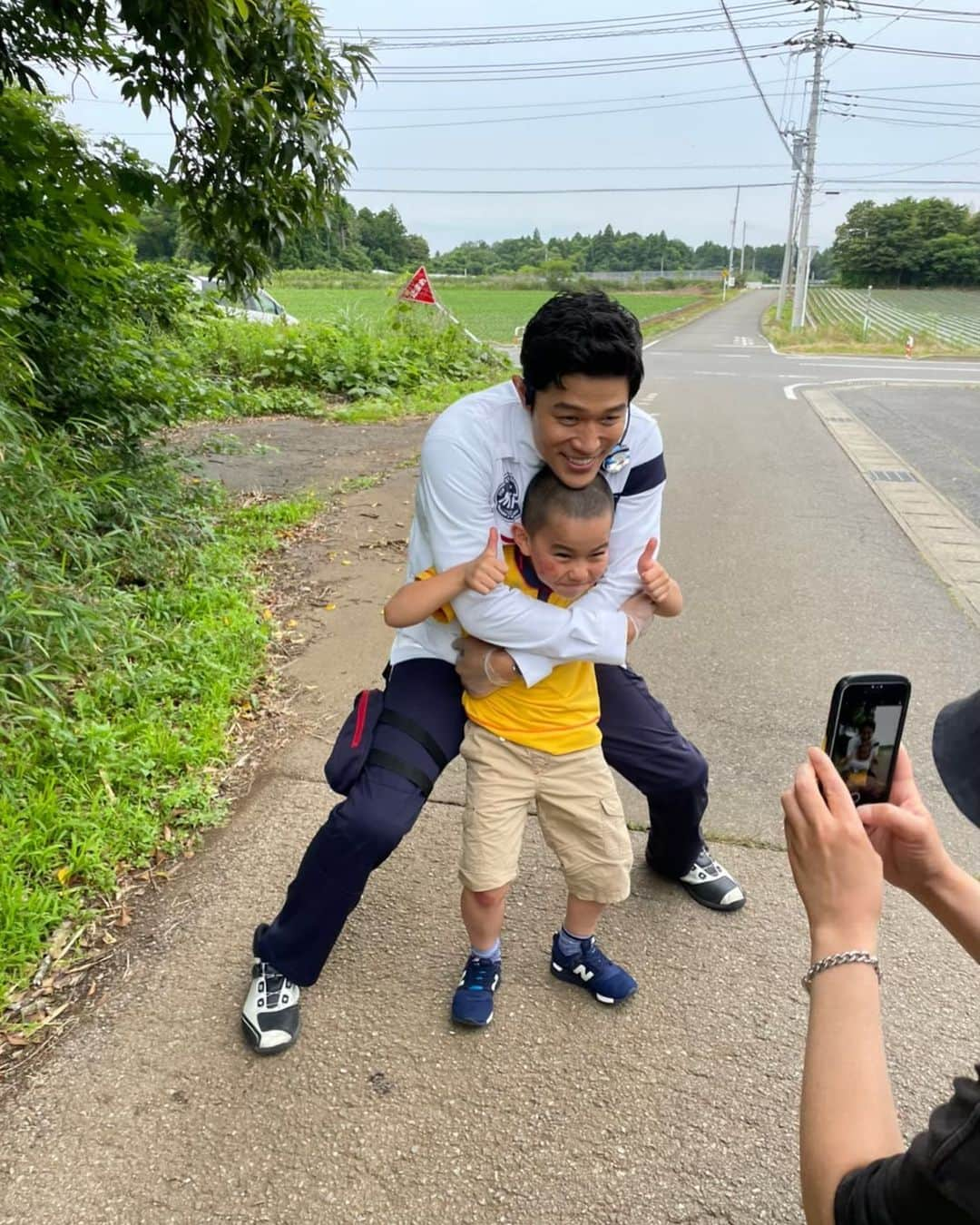 TOKYO MER～走る緊急救命室～さんのインスタグラム写真 - (TOKYO MER～走る緊急救命室～Instagram)「. ✧✧ 7/17(月)までの81日間で…✧✧ 　　🎉動員339.6万人🎉  興行収入44.8億円を突破🎊  ** ┈┈┈┈┈┈┈┈┈┈┈┈**  本当にありがとうございます！！  ぜひ、映画館へ🚑🚑🚑  #tokyomer  #鈴木亮平」7月18日 16時48分 - tokyo_mer_tbs