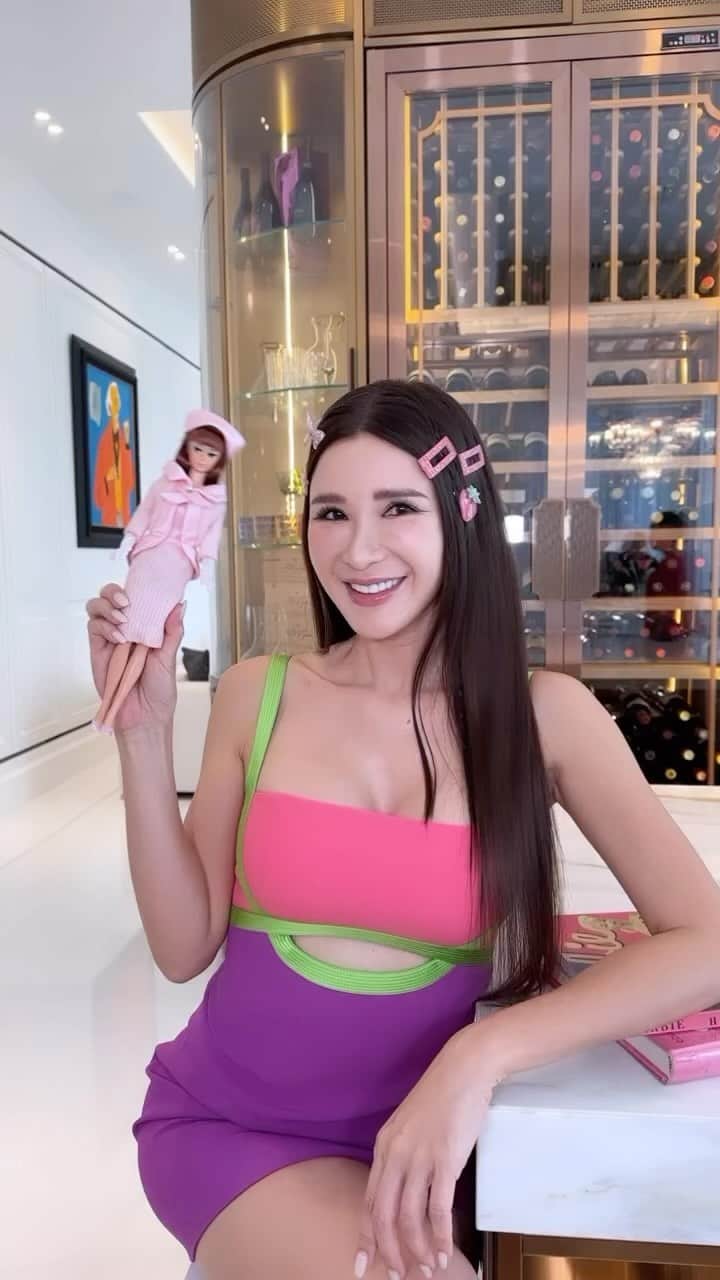 ジェイミー・チュアのインスタグラム：「Hi Barbie 💗」