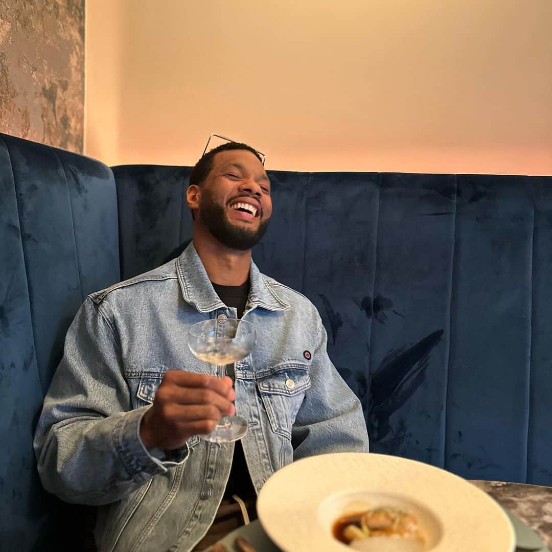 カルフィン・ヨン・ア・ピンのインスタグラム：「37 years old today 🥳」