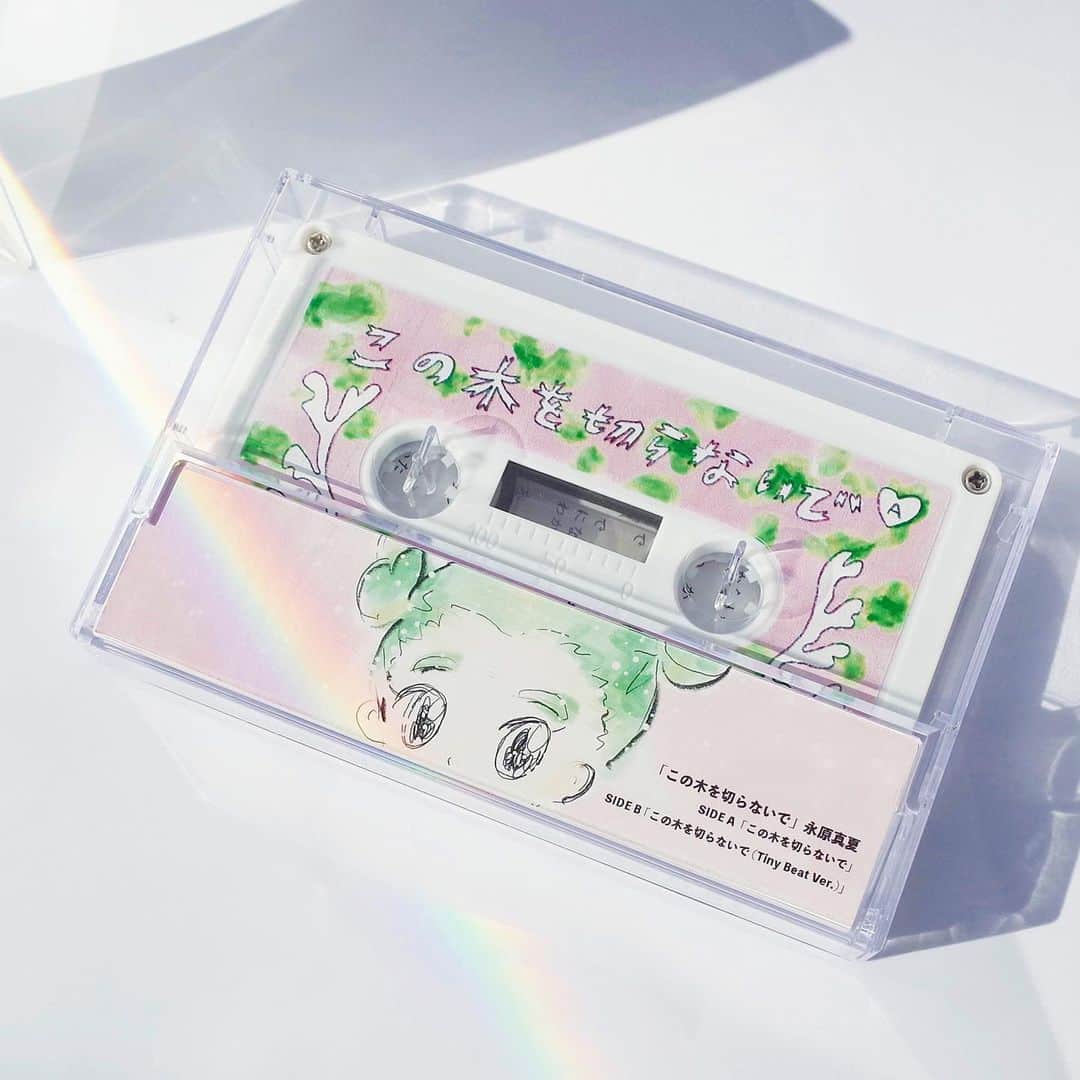 永原真夏のインスタグラム：「🌲🦋🌿𝑵𝒆𝒘 𝑹𝒆𝒍𝒆𝒂𝒔𝒆🌿🦋🌲  「この木を切らないで」  ✧ 𝘿𝙞𝙜𝙞𝙩𝙖𝙡 𝙎𝙞𝙣𝙜𝙡𝙚🌐 𝟢𝟩.𝟣𝟫. 𝟢:𝟢𝟢 RELEASE  https://friendship.lnk.to/Dontcutthistree  ✧ 𝘾𝙖𝙨𝙚𝙩𝙩𝙚📼 𝟢𝟩.𝟤𝟤. ライブ会場から発売 ①カセットのみ ¥𝟣𝟧𝟢𝟢 ②ブックレットセット¥𝟥𝟢𝟢𝟢  ✧ 𝙊𝙣𝙡𝙞𝙣𝙚 𝙎𝙩𝙤𝙧𝙚🛒 𝟢𝟩.𝟤𝟦. 𝟣𝟪:𝟢𝟢 RELEASE  https://chanmana.theshop.jp」