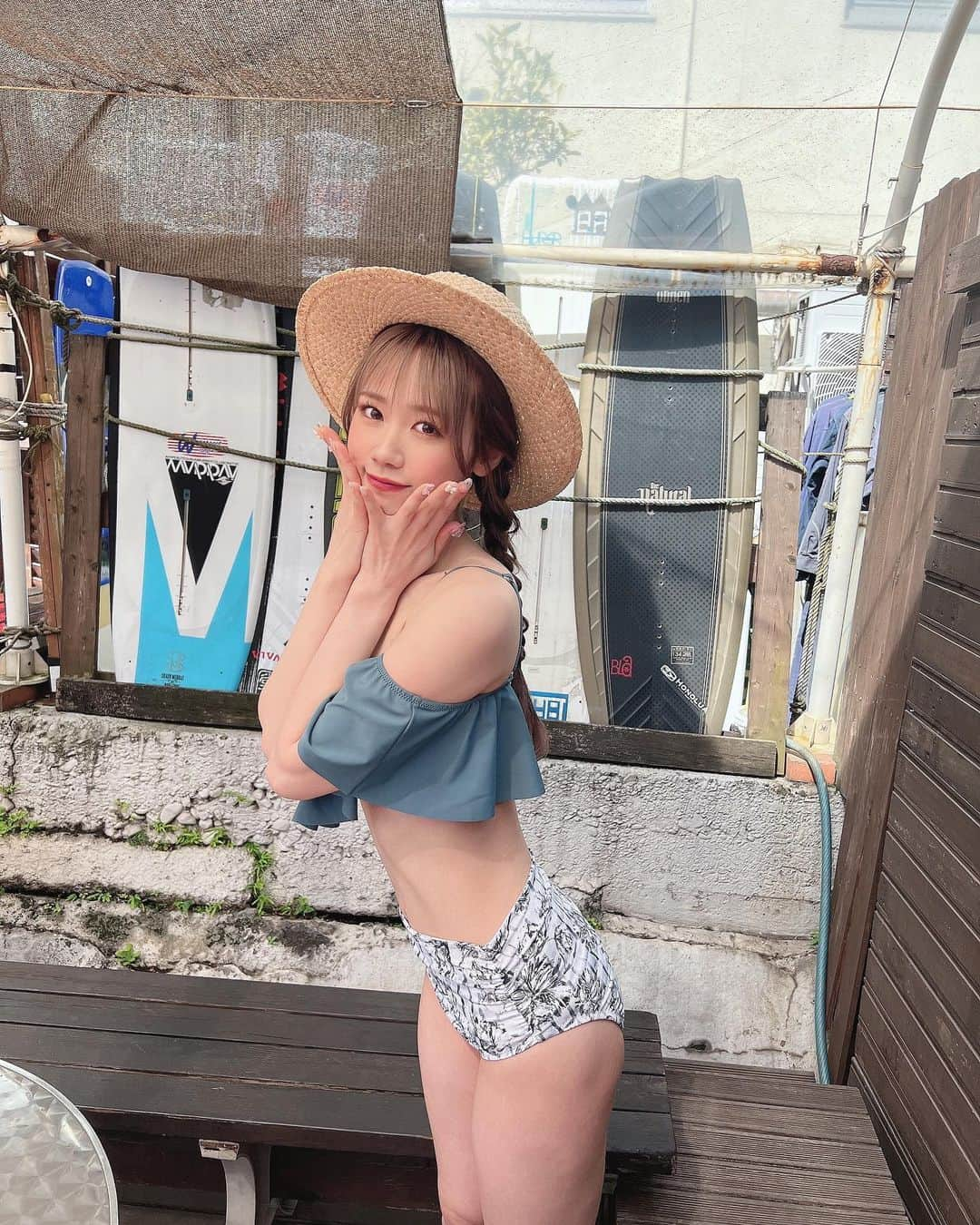 服部有菜さんのインスタグラム写真 - (服部有菜Instagram)「. ロケーション最高な撮影でした🌊🩵 . . #撮影 #水着 #グラビア #レインボーブリッジ」7月18日 18時05分 - yuna__0330.48