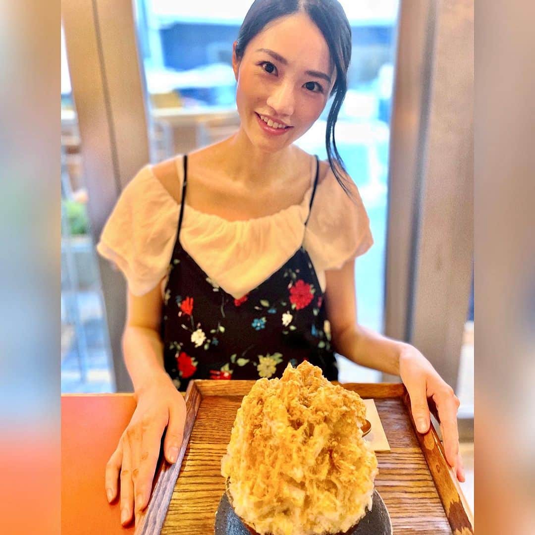 土井玲奈のインスタグラム：「友達とウン年ぶりにかき氷🍧  シンプルに黒蜜きな粉！ ずっと美味しいかき氷食べたかったから 夢中で食べて一瞬で終わったw  #天然かき氷天ノ屋　 #天ノ屋下北沢本店 #かき氷」