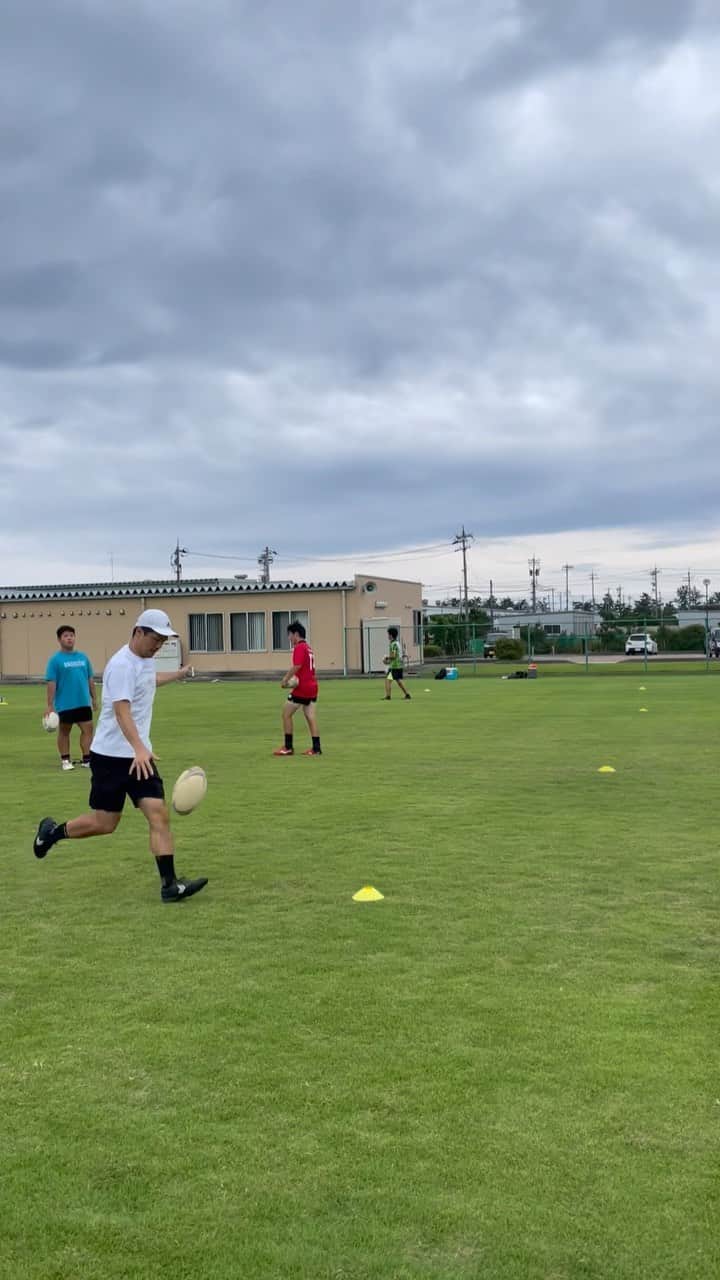 君島良夫のインスタグラム：「Love my job @jekicking 🩶」