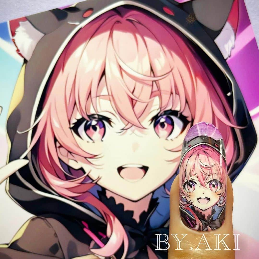 のインスタグラム：「猫耳パーカーコちゃん🐈 by.aki作  ⭐️NAILOID AA7 7mmの針のような細さでも、コシのある やみつきブラシ✨ 作りましたー🎉  8月中旬 @nailoid.by.aki  より発売ですっ！  AA7¥1.000 （税込¥1,100） プロさんもセルフさんも同一価格🌀  あまり本数が無いのでお早めにgetしてみて下さいデス🤗  @by.aki #anime#manga #NAIL#ジェルネイル#ネイル#福岡#福岡市#全てジェルネイル#手描きネイル#all.gel#痛ネイル#ネイリスト#キャラネイル#네일#gel甲#美甲#clou#مسمار#paku #uña」