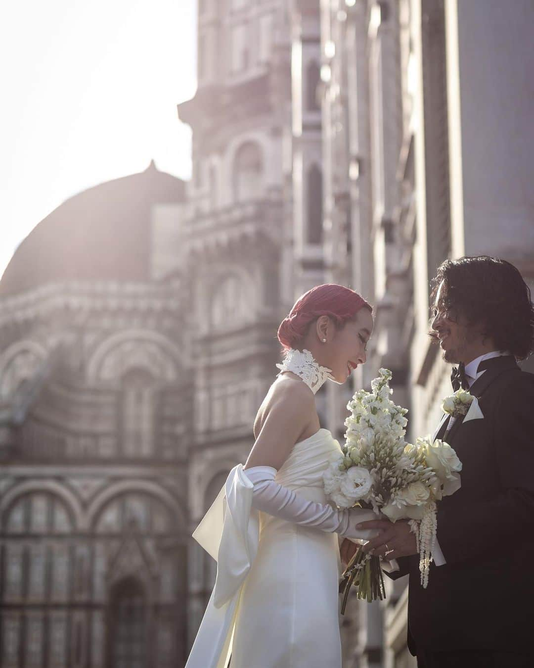 AMIさんのインスタグラム写真 - (AMIInstagram)「Firenze Wedding photo🤍 全部の瞬間が宝物💎  produce by  @espousal_wedding_event　 @watabewedding Photo by @laviefactory  #ワタベウェディング  #watabewedding #ESPOUSAL  #エスポーザル #laviefactory #ラヴィファクトリ」7月18日 20時00分 - amixxamiaya