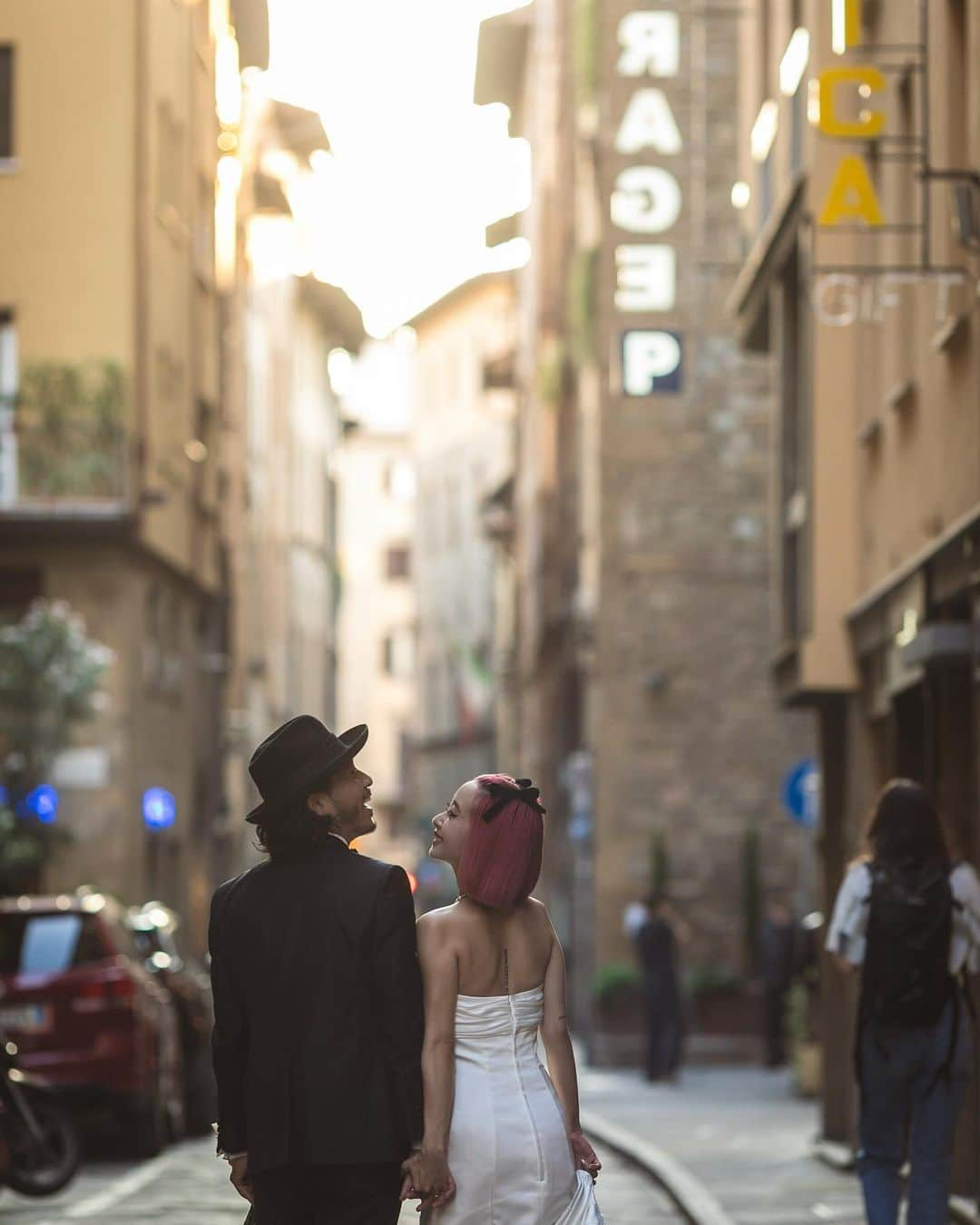 AMIさんのインスタグラム写真 - (AMIInstagram)「Firenze Wedding photo🤍 全部の瞬間が宝物💎  produce by  @espousal_wedding_event　 @watabewedding Photo by @laviefactory  #ワタベウェディング  #watabewedding #ESPOUSAL  #エスポーザル #laviefactory #ラヴィファクトリ」7月18日 20時00分 - amixxamiaya