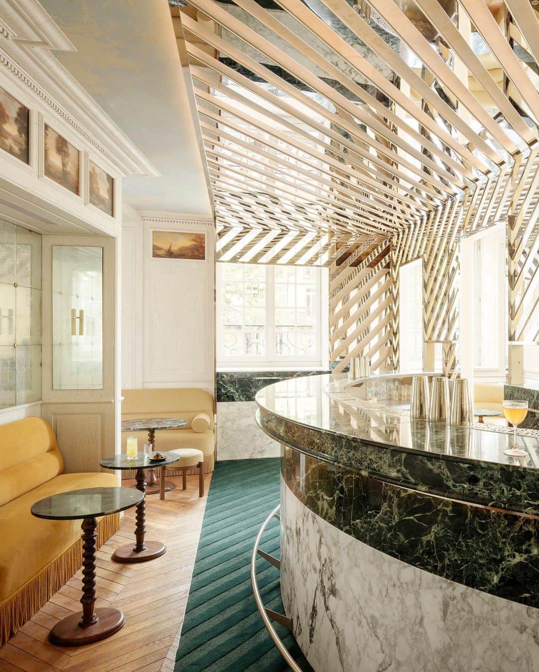 LVMHのインスタグラム：「Welcome to @cravanparis, @moethennessy’s new exceptional venue in Saint-Germain-des-Prés.   Discover this new location celebrating French art de vivre, sophisticated cocktails and culture in the heart of one of Paris’ most iconic districts.    #LVMH #MoetHennessy #Cravan」