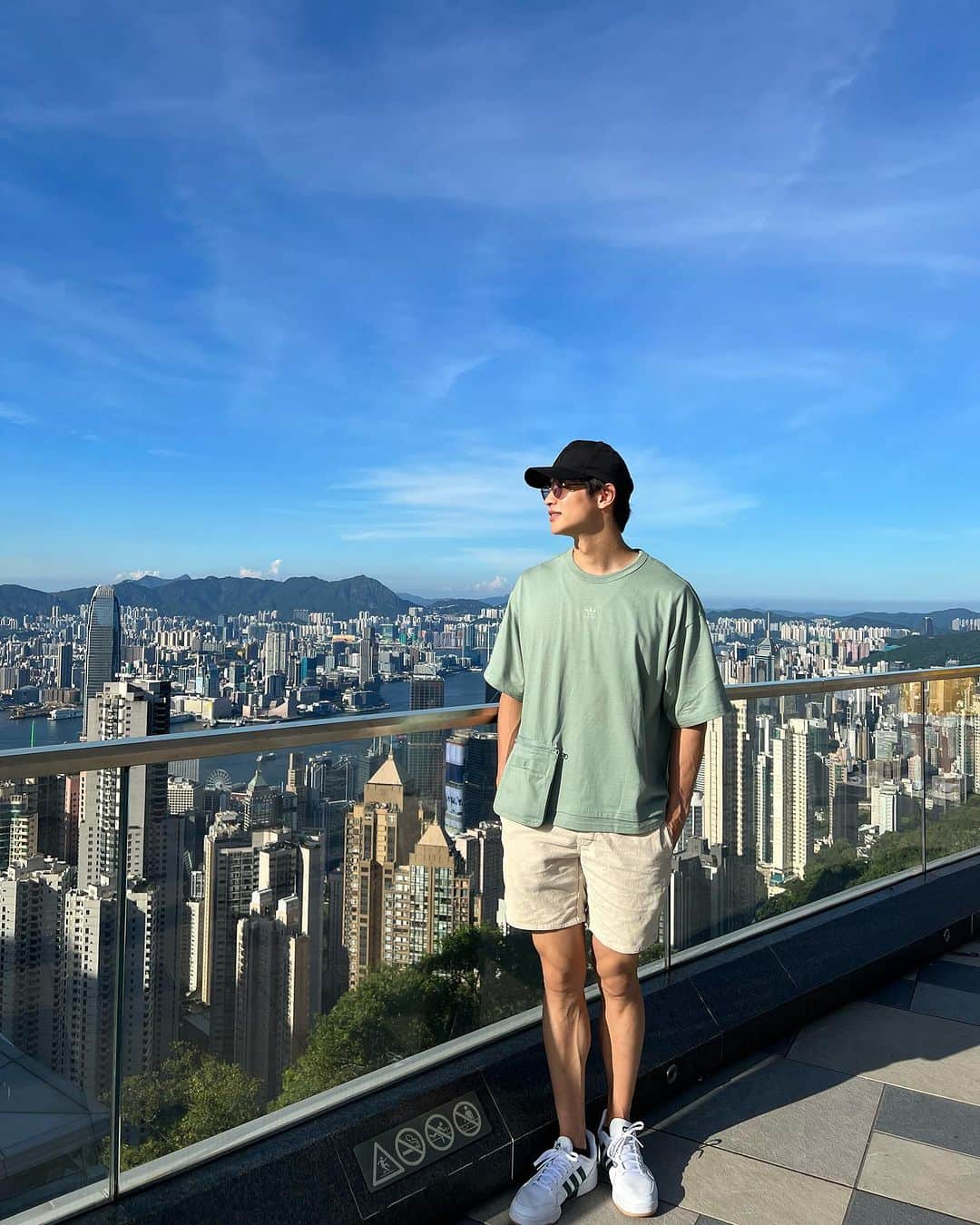 中道理央也さんのインスタグラム写真 - (中道理央也Instagram)「This is real.  #hongkong #model #life #japanese #travel #beautiful #view #fashion #adidas」7月18日 19時14分 - lion_nakamichi
