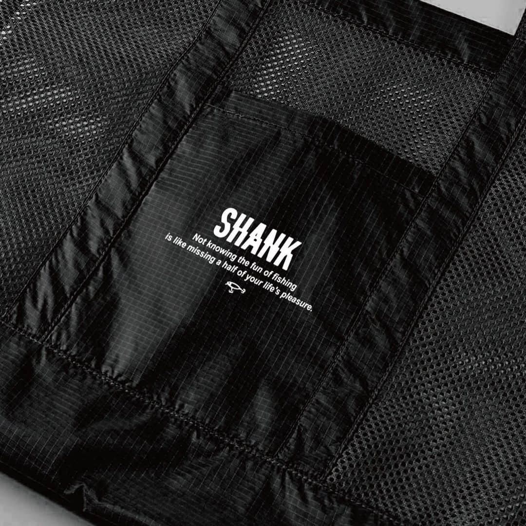 SHANKさんのインスタグラム写真 - (SHANKInstagram)「◾️LABEL LOGO T-SHIRT  ◾️NYLON MESH TOTE BAG  #SHANK #SHANK095 #SHANK095JPN」7月18日 19時16分 - shank095jpn