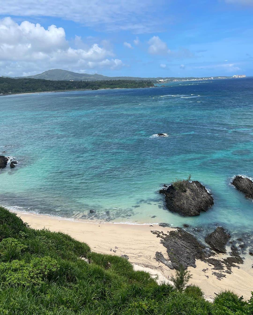 ALEXAさんのインスタグラム写真 - (ALEXAInstagram)「I storied it but forgot to post ✨- okinawa photoshoots are some of the best kind 🌺」7月18日 19時17分 - alexa_luczak