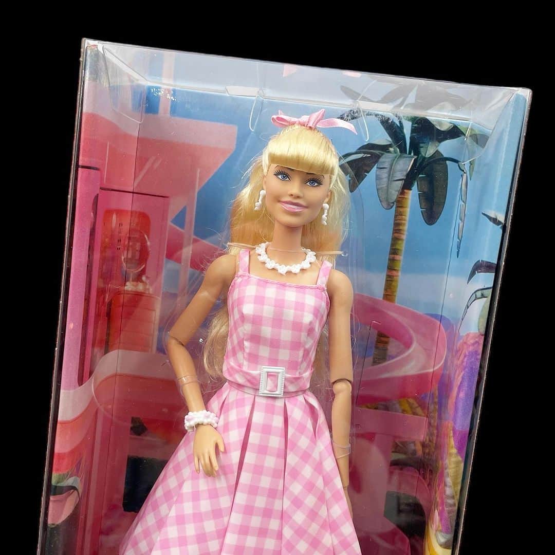 おもちゃやSPIRALさんのインスタグラム写真 - (おもちゃやSPIRALInstagram)「Barbie The Movie Barbie&Ken入荷しました🩷  Margot Robbie&Ryan GoslingのDollでかわいいです✨」7月18日 19時17分 - spiral_toy