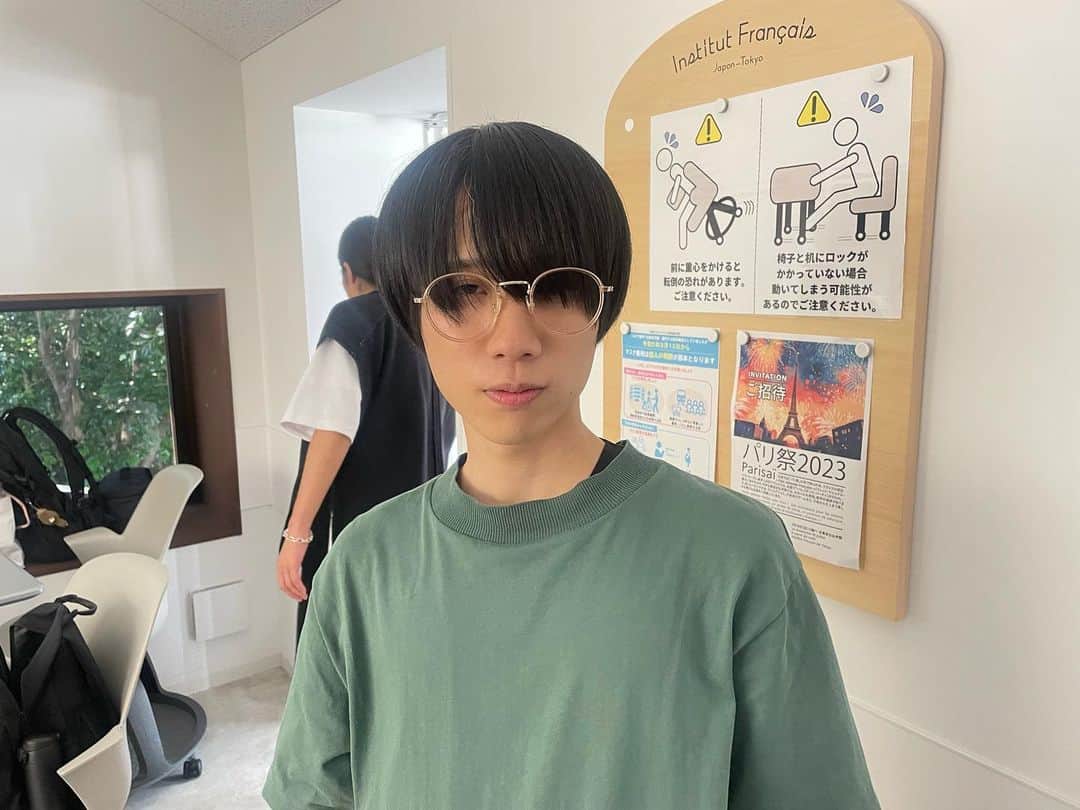 のインスタグラム：「. メガネ・シマ  #おいしくるメロンパン」
