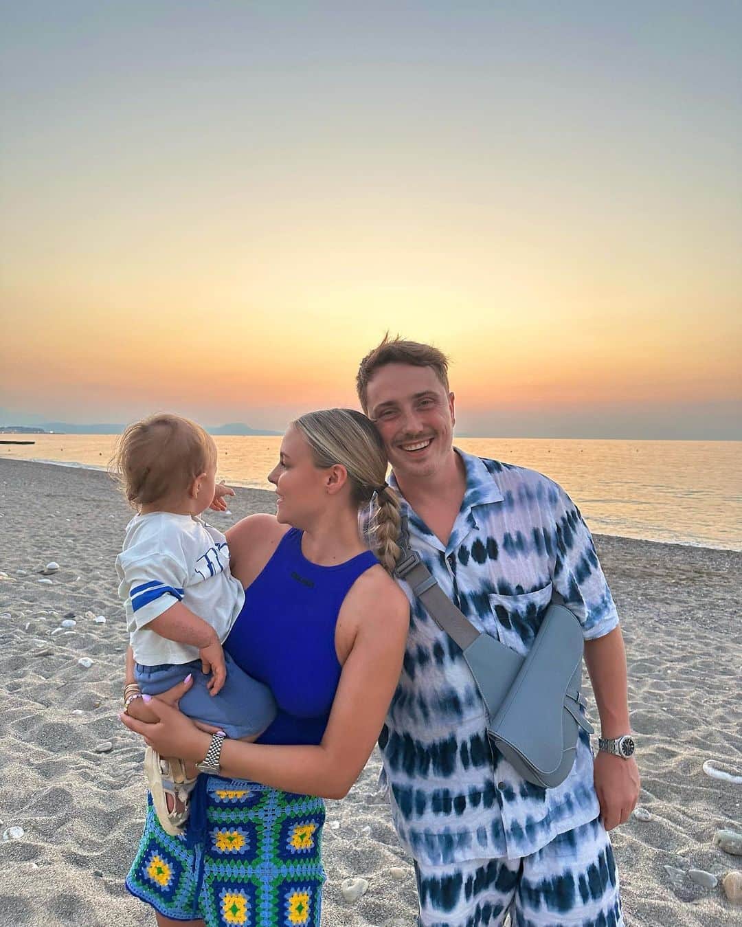 Dagi Beeのインスタグラム：「Week 28 ✨Family vacay in Crete, Greece 🇬🇷」