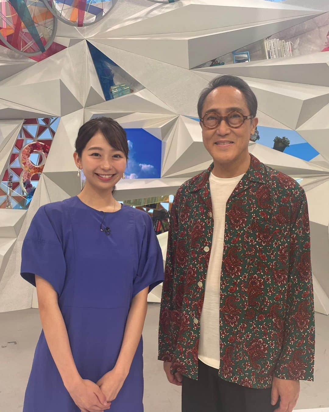 佐野史郎のインスタグラム：「#めざまし8 https://www.fujitv.co.jp/mezamashi8/cast.html 2023年7月19(水)8:00〜9:50 ＊9時台の出演予定です。生放送ゆえ、予定変更のこともありますので、ご了承ください。 #フジテレビ インタビューキャスター： #小室瑛莉子 アナウンサー ゲスト： #佐野史郎  佐野史郎 meets #SKYE #ALBUMより、 #まどのそと を演奏🎶 SKYE（ #鈴木茂 g、#小原礼 ba、 #林立夫 dr、#松任谷正隆 key）とのバンド演奏ではないのですが、ギターと歌をば🎸🎤 退院復帰後、初めてのテレビ出演、とっても新鮮でした^^  小室アナのインタビューでは、俳優業と音楽の関連性について・・・などなど。 #コロナ禍 、#多発生骨髄腫 の治療、 #急性腎障害 の入院のことなど、#闘病 についてもお話しすることができました。」