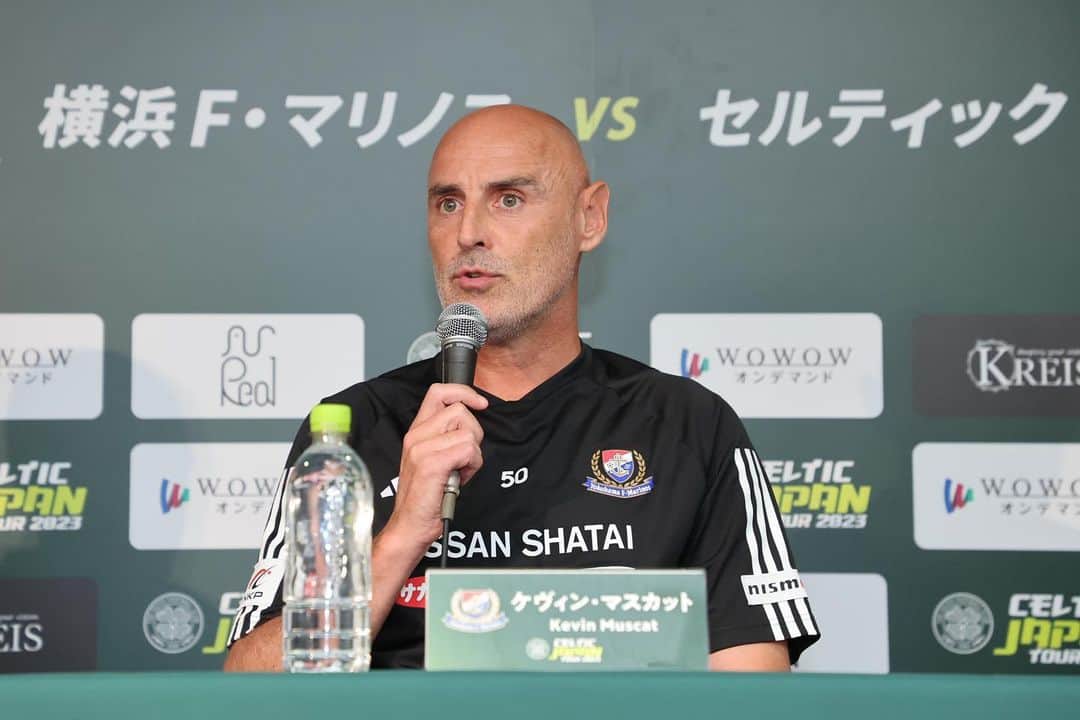 横浜F・マリノスさんのインスタグラム写真 - (横浜F・マリノスInstagram)「国際親善試合 セルティックFC戦の前日会見に #ケヴィンマスカット 監督と #宮市亮 選手が出席✨ #fmarinos #celticfc」7月18日 20時25分 - yokohamaf.marinos