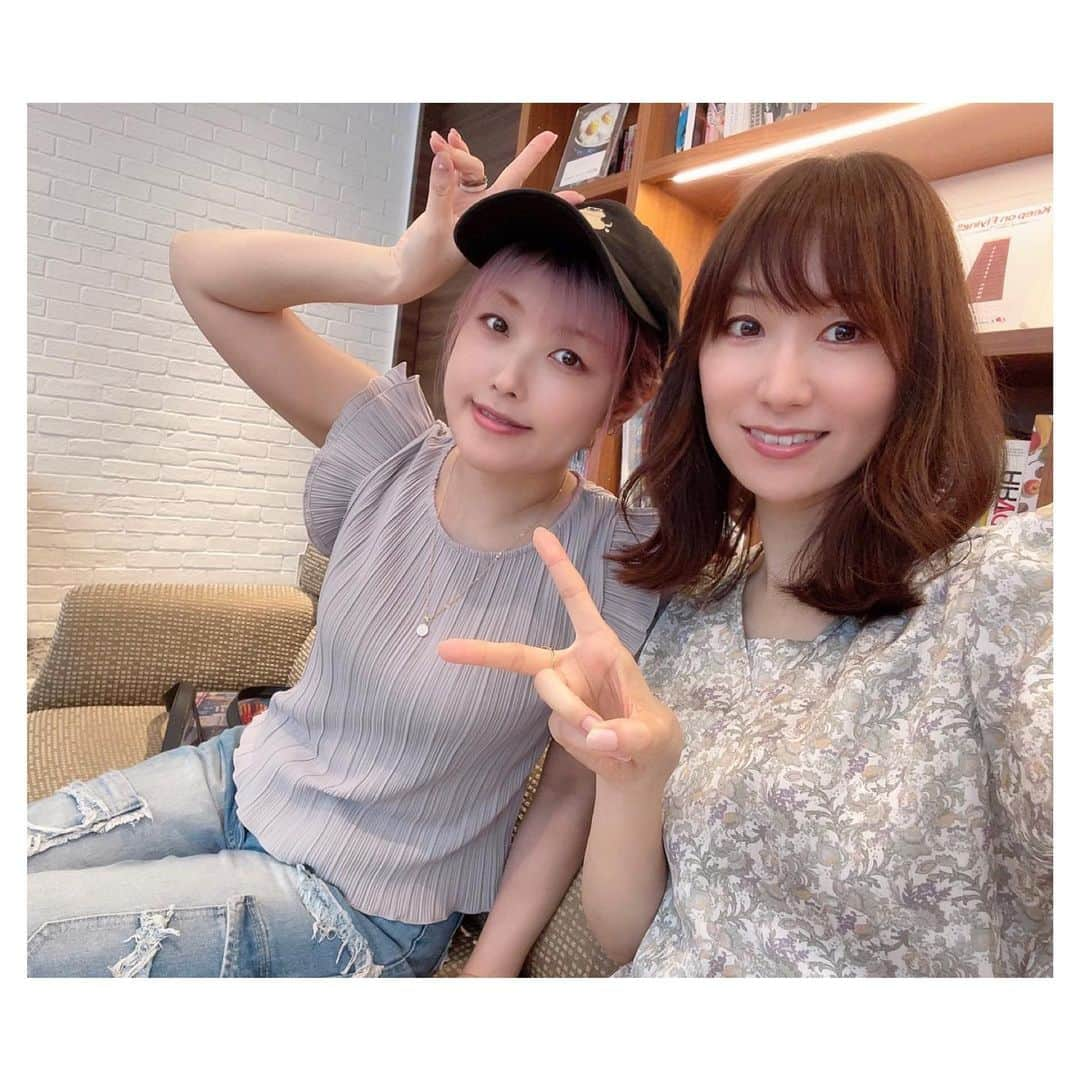 ChouChoさんのインスタグラム写真 - (ChouChoInstagram)「. 連日溶けるような暑さだけど、みんな体調大丈夫ですか？💦  今日はとある対談がありました♪  めっちゃ楽しくてあっという間に時間が過ぎちゃったよ😊  またお知らせするので楽しみにしててね✨ . . . #ChouCho #佐咲紗花 #対談」7月18日 20時26分 - choucho621