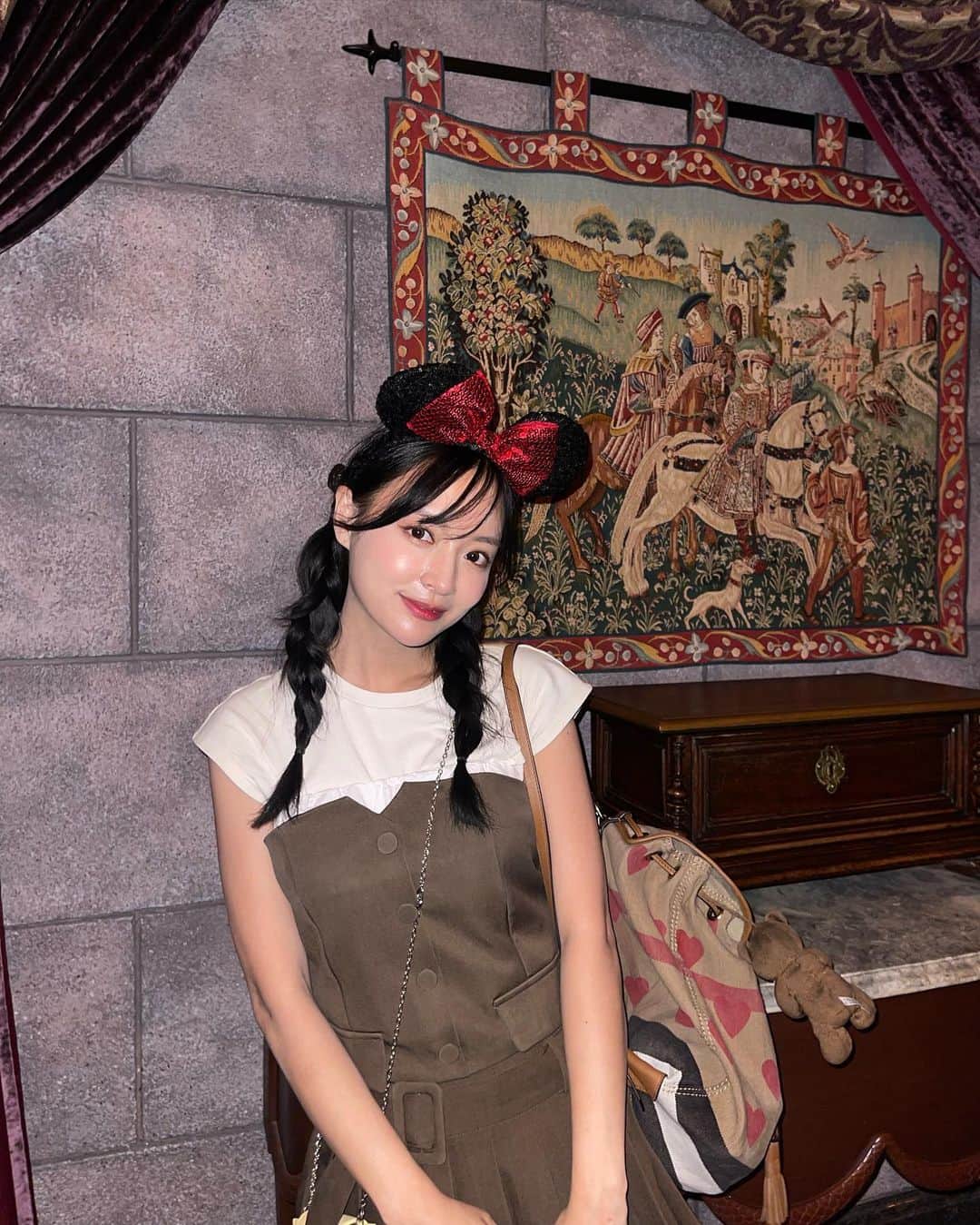 ᴅᴏᴜʙʟᴇsᴏᴜᴘさんのインスタグラム写真 - (ᴅᴏᴜʙʟᴇsᴏᴜᴘInstagram)「디즈니랜드 🤍 미녀와야수 진짜 최고여떠 🥹 감동의 뉸물 주르륵이에오… 울 보습님들듀 꼭 가보세요 🥹🤍🤍  ディズニーランドの美女と野獣本当に感動した🫶🥹🥹🤍🤍🤍」7月18日 20時29分 - doublesoup
