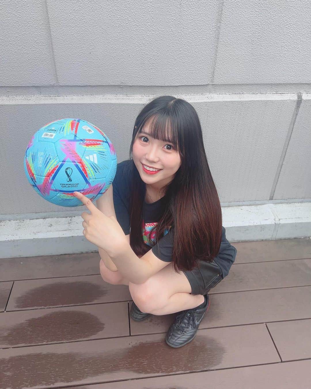 尾上美月のインスタグラム：「今週の土曜日は新宿集合だよ！！  会いにきてくれる？？🥺  #オフ会 #オフラインイベント #新宿 #サッカー #サッカー女子 #ootd #スポーツ #fashion #fyp #sport #ootdfashion #code #soccer」