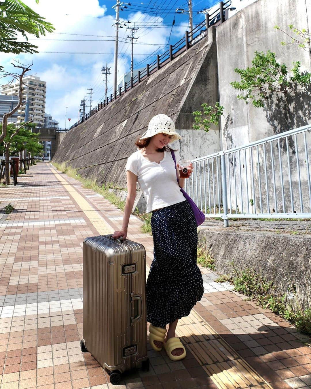 高田里穂さんのインスタグラム写真 - (高田里穂Instagram)「OKINAWA 5days...🏝️🐬💛  楽しくて美味しくて、幸せ旅でした。  #コロナサンセット  #けんぱーのすばやー」7月18日 20時51分 - riho__takada