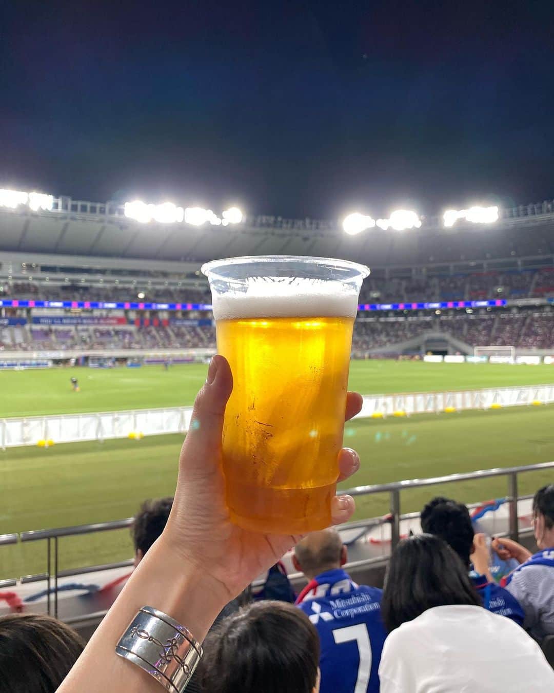 落合砂央里さんのインスタグラム写真 - (落合砂央里Instagram)「連休の思い出その1  ずっと行きたかった藤沢の町中華、大新 最高のお味でした！ 暑くてビールがしみる🍺  サッカーを見に味の素スタジアムへ 花火も見れて試合にも勝って、夏の良い思い出🔥  さっき一生懸命作った投稿がエラーになって久しぶりのインスタ投稿絶望してる…  #町中華 #藤沢 #鹿島アントラーズ」7月18日 21時32分 - ochiaikun