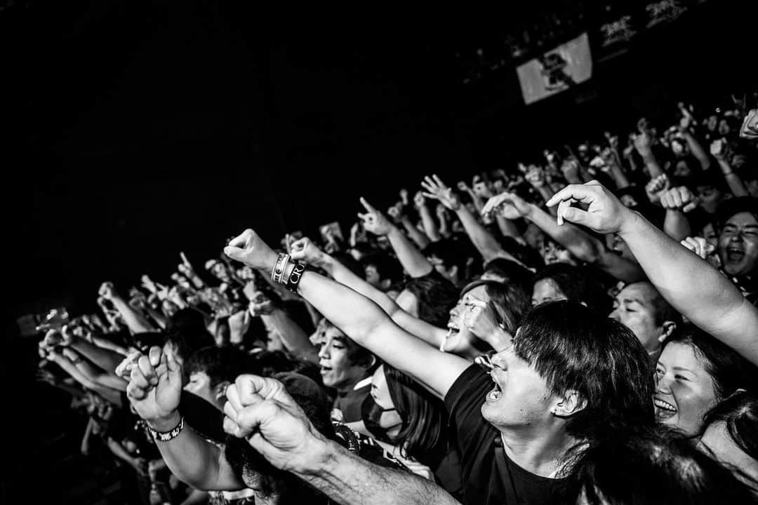 Terufumi Tamanoさんのインスタグラム写真 - (Terufumi TamanoInstagram)「The BONEZ 10th Anniversary Tour “47 AREAS”  at Fukuoka Drum Logos   大好きなカッケー兄貴達との2マン！！Jesseくんが言ってたように人生変わるぐらい最高な夜だった。いつ行っても熱く迎えてくれる福岡ありがとう！！  #骨から気合い #Zaxonthebeach  #やまちゃん美味すぎ　  Photo by @shot.row」7月18日 21時42分 - terucrossfaith