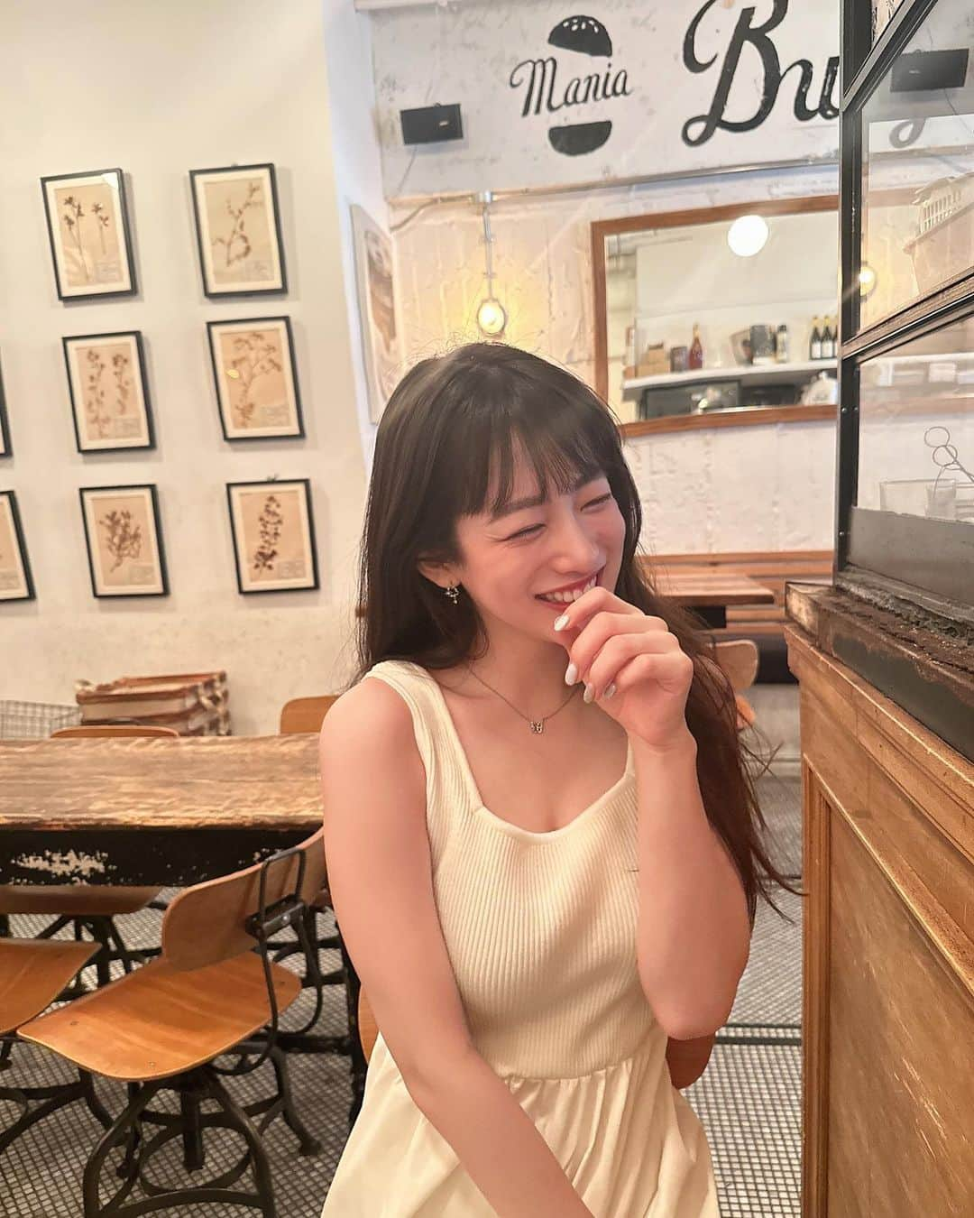 桜木心菜さんのインスタグラム写真 - (桜木心菜Instagram)「お仕事の合間にえまと🍔♡ . . #lunch #ハンバーガー  #桜姉妹  #表参道 パパと寄り道^^ #좋아요 #데일리룩 #카페 #ljk」7月18日 21時39分 - sakuragi_cocona_official