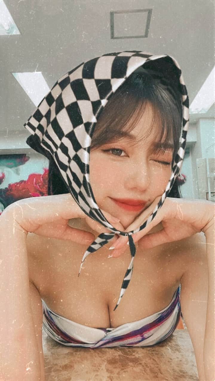 りーちゃんのインスタグラム：「熱中症警戒アラート🥵🥵」