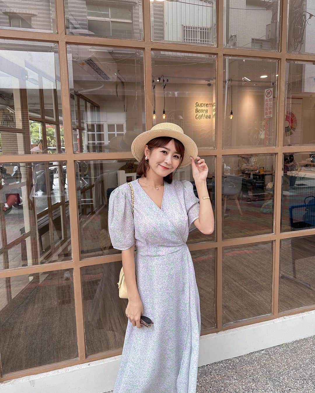 郭圈圈のインスタグラム：「有可愛的店貓的咖啡廳☕️」