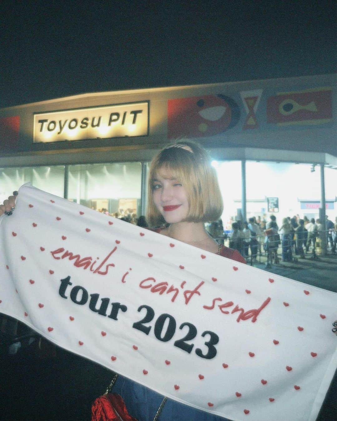 東海林クレア（くれたん）のインスタグラム：「Sabrina Carpenter ❤️ 【emails i can't send】💌  ずっとずっと会いたかったPrincess🤍本当に幸せな時間をありがとう  Love you sooo much😖💓」