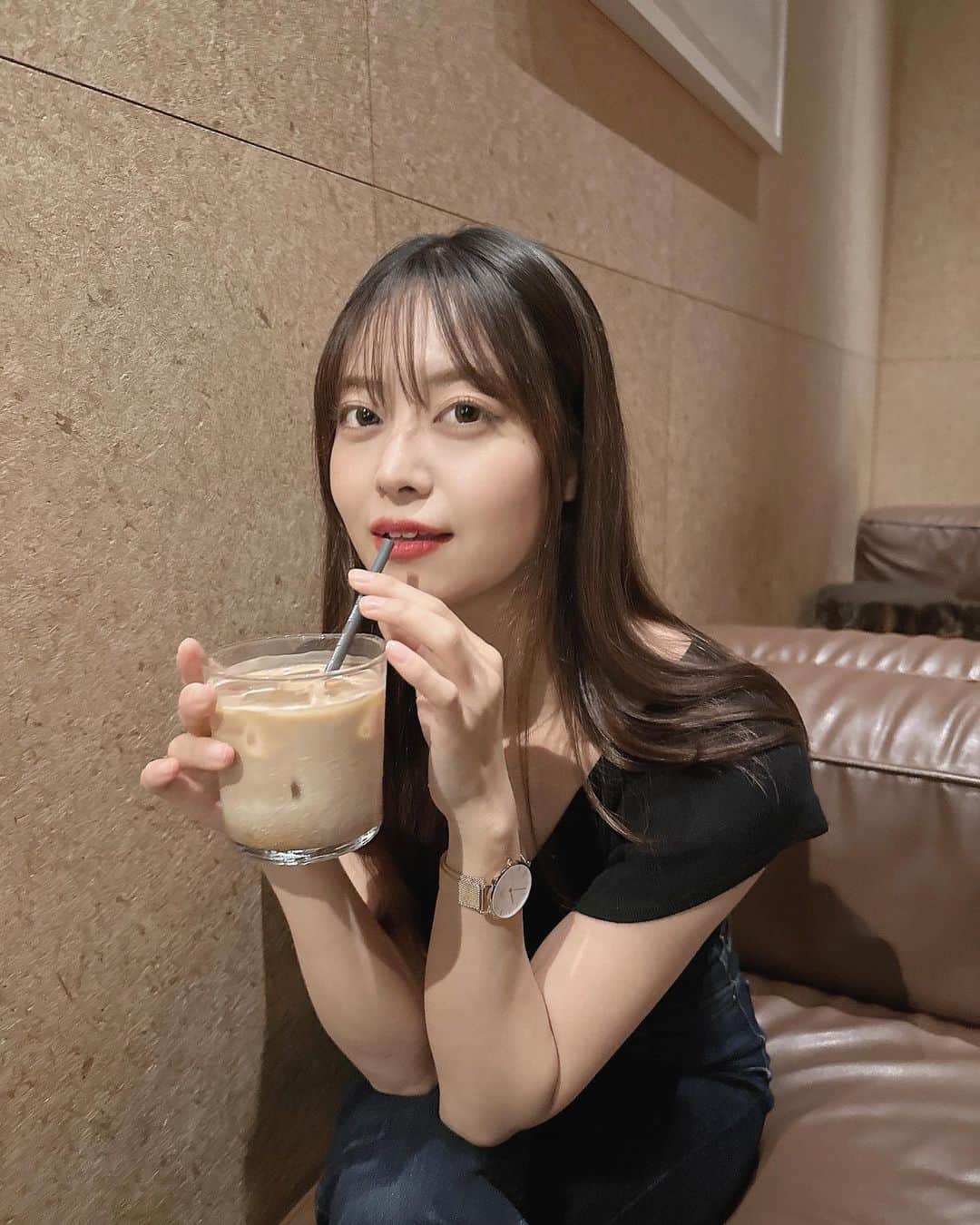 松岡美沙のインスタグラム：「☕️ . . coffee time..☕︎ . . . #coffee #coffeetime #cafe #trunkhotel #trunkcafe #渋谷カフェ #渋谷 #都内カフェ #都内 #夜カフェ #カフェ活 #カフェ #tokyo #japan」