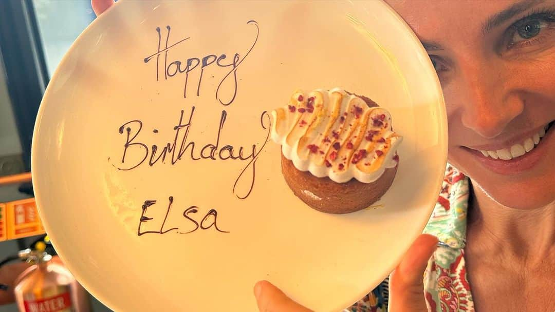 クリス・ヘムズワースさんのインスタグラム写真 - (クリス・ヘムズワースInstagram)「Happy birthday to my partner in crime, love you always, here’s to many more 😘😘😘 @elsapataky」7月19日 8時31分 - chrishemsworth