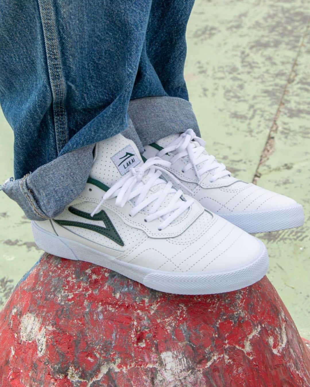 ラカイリミテッドフットウェアのインスタグラム：「Cambridge in White/Pine Leather🌲 Available now at skate shops and Lakai.com #Lakai」