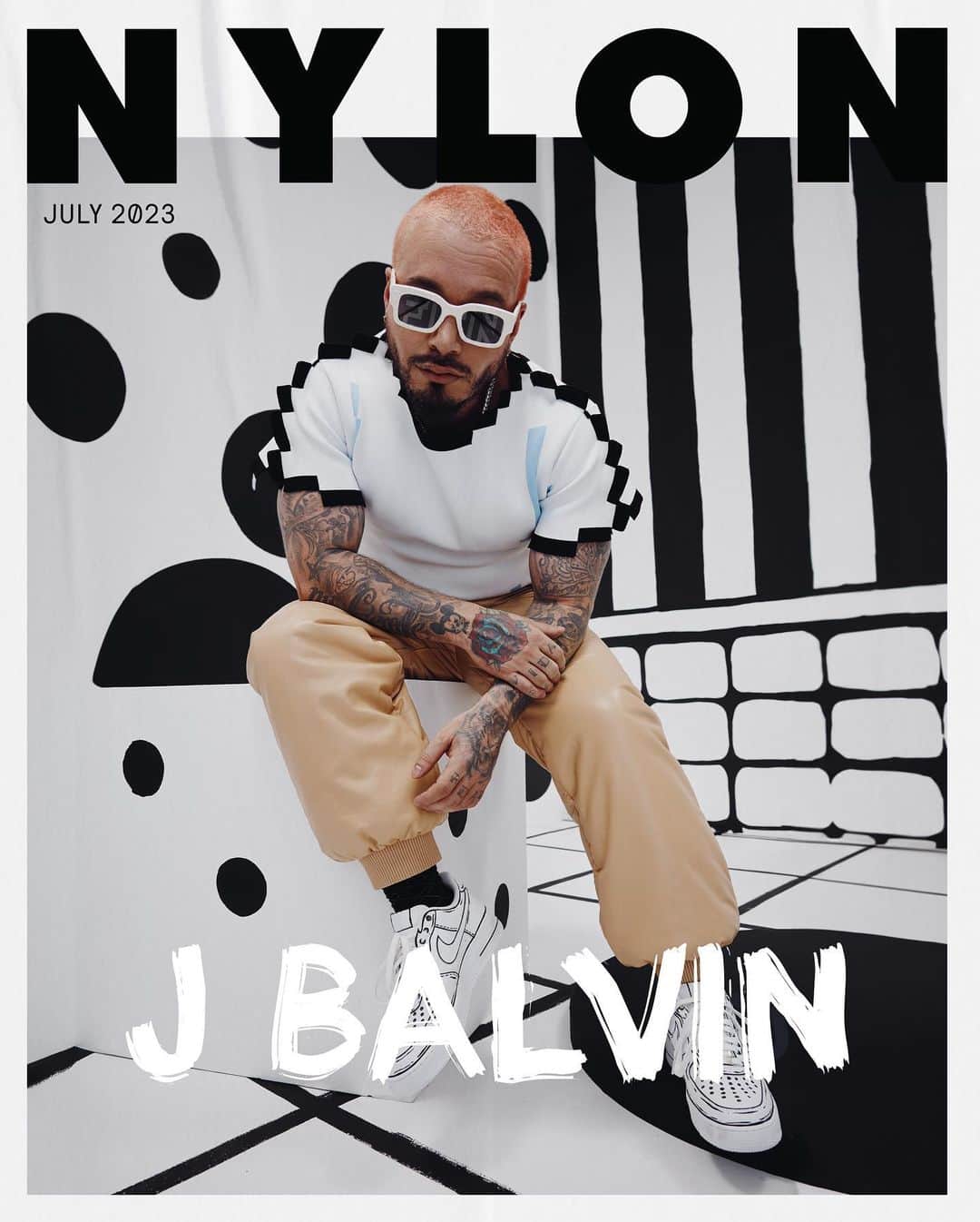 Nylon Magazineさんのインスタグラム写真 - (Nylon MagazineInstagram)「#JBalvin is booked, busy, and a businessman by nature — his nickname is “El Negocio,” after all. Within the last year, he launched another campaign with GUESS; designed his third pair of Jordans; and even produced his very own branded edition of Monopoly — all while working on his upcoming album. “All of those things allow me to continue to expand the brand of J Balvin,” the Latin superstar says. “My dream is to be a legend, you know?” Link in bio to read the full interview with our July 2023 cover star.  Photographer: @abdmstudio Stylist: @eehay Set Designer: @not.thestate Grooming: @melissa.dezarate Talent Bookings: @specialprojectsmedia Photo Director: @heartattackack Editor in Chief: @alyssavingan SVP Fashion: @tiffanyreid SVP Creative: @karen.hibbert」7月19日 0時35分 - nylonmag