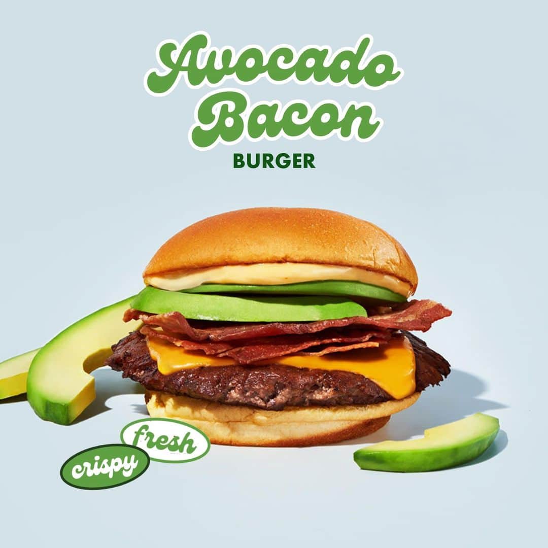 SHAKE SHACKさんのインスタグラム写真 - (SHAKE SHACKInstagram)「Allow us to reintroduce you to: Avocado Bacon 🥑🥓 ​  Elevate your 100% Angus beef burger or crispy chicken breast with applewood-smoked bacon and freshly sliced avocados (no prepackaged spread here).」7月19日 0時30分 - shakeshack