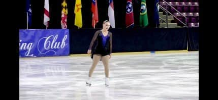 コートニー・ヒックスのインスタグラム：「Short program from Broadmoor Open! I'm working on the step and spin levels but I'm really happy with this for my first time out!  . . . . #iceskater #iceskate #iceskating #figureskater #figureskate #figureskating #figureskating_amazing #lutz #triplejump #morning #fypage #fypシ #foryou #foryoupage #usfigureskating #isu #reels #pretty #athletesofinstagram #athlete #jacksonultima #johnwilson #jumps #explorepage #explore #фигурноекатани」