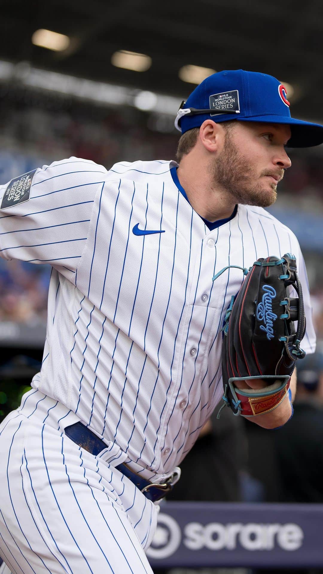 シカゴ・カブスのインスタグラム：「Go behind the scenes with @ihapp_1, @nico_hoerner and more Cubs players in London. 🇬🇧  Watch an all new episode of Cubs All Access on our YouTube channel.」