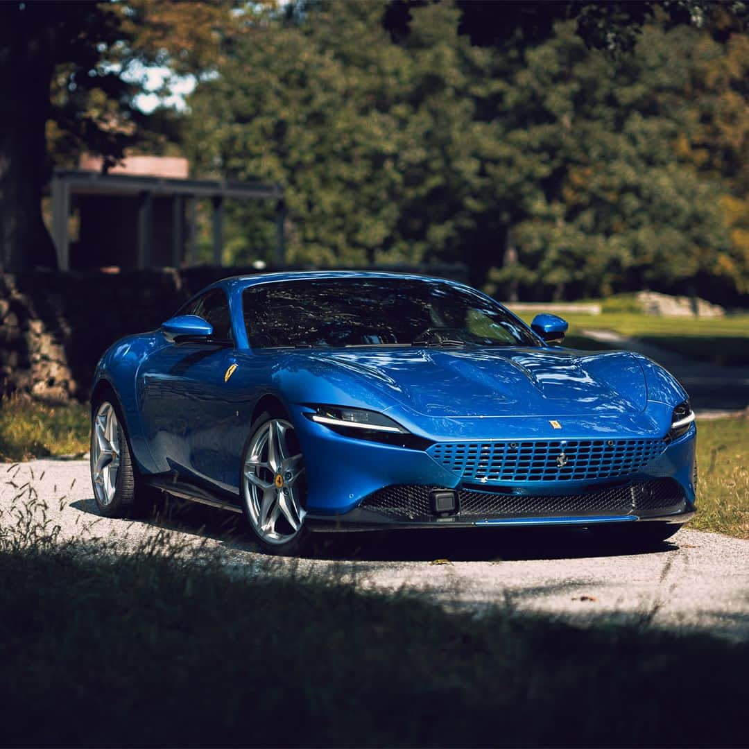 フェラーリさんのインスタグラム写真 - (フェラーリInstagram)「In pursuit of #LaDolceVita.  #NewCanaan #FerrariRoma #Ferrari」7月19日 1時26分 - ferrari