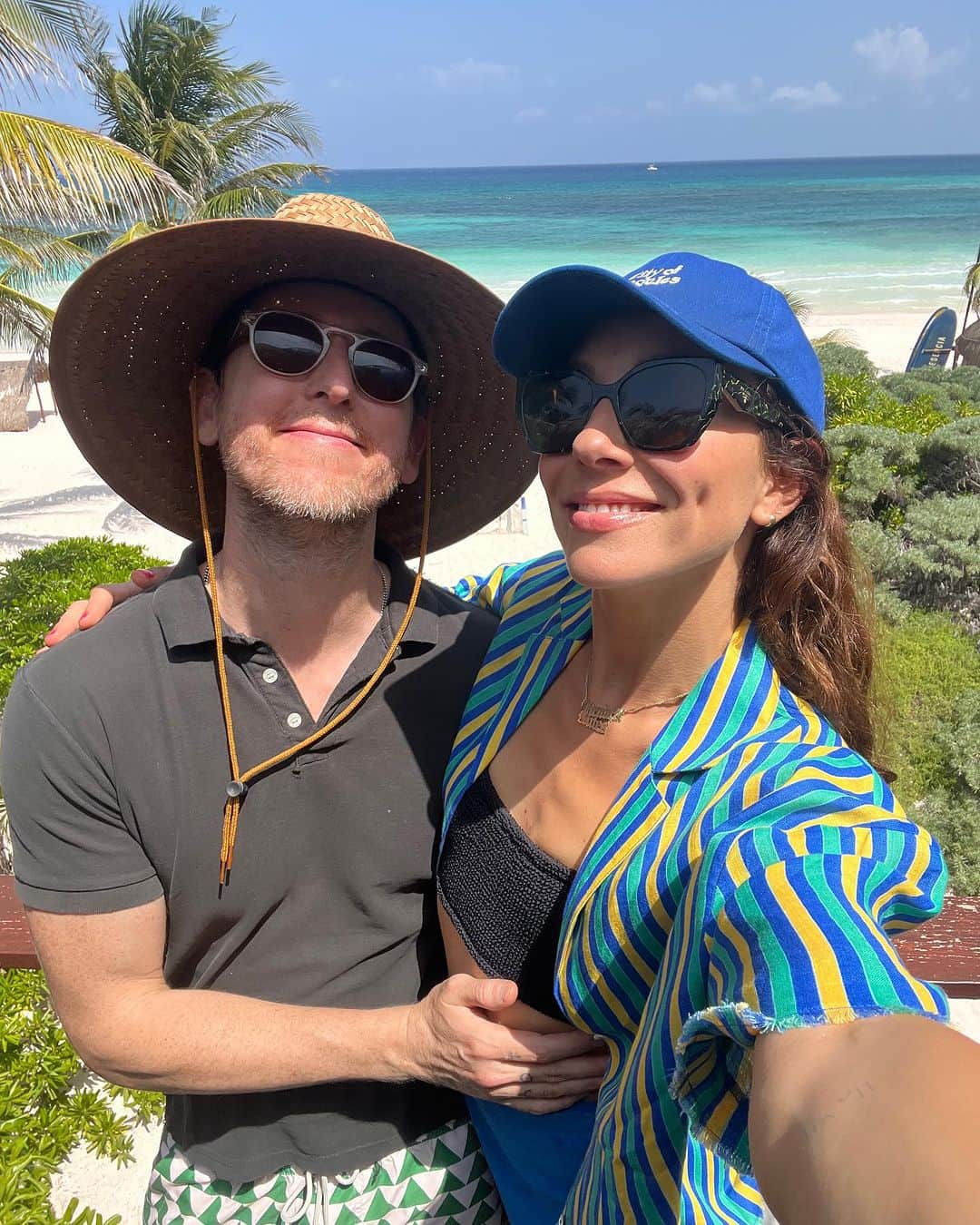 ジェシー・カーマイケルさんのインスタグラム写真 - (ジェシー・カーマイケルInstagram)「🙌Paradise with Babe for Anniversary ❤️ Thanks for Everything @taralank Love You ♾️➕🏖️➕🪬➕🐒🐒➕1️⃣ @hotelesencia We ❤️ U」7月19日 2時13分 - jesseroyal