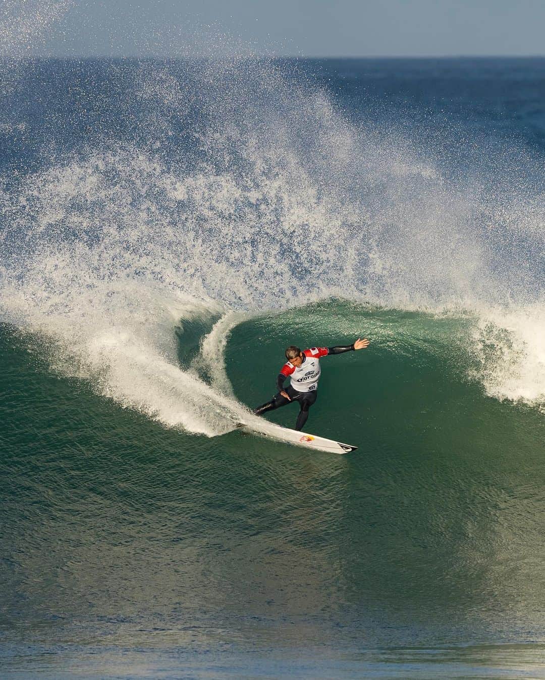 五十嵐カノアのインスタグラム：「thank you j bay for a crazy day of waves, can’t wait for finals day tomorrow 🥷」
