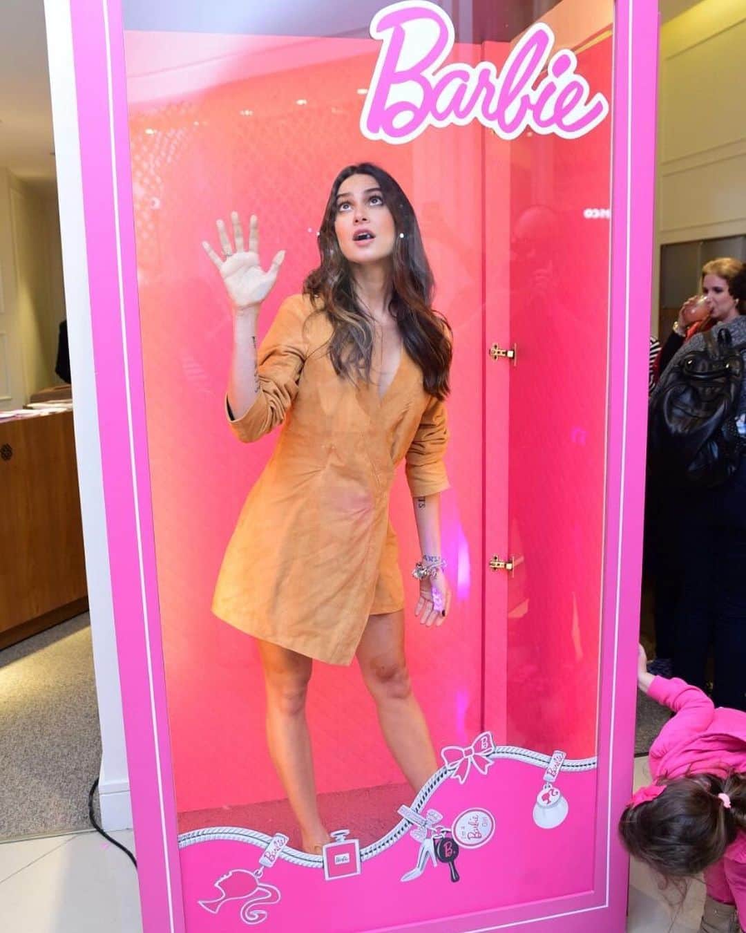 Thaila Ayalaのインスタグラム：「Barbie since 1986 ops 2016」