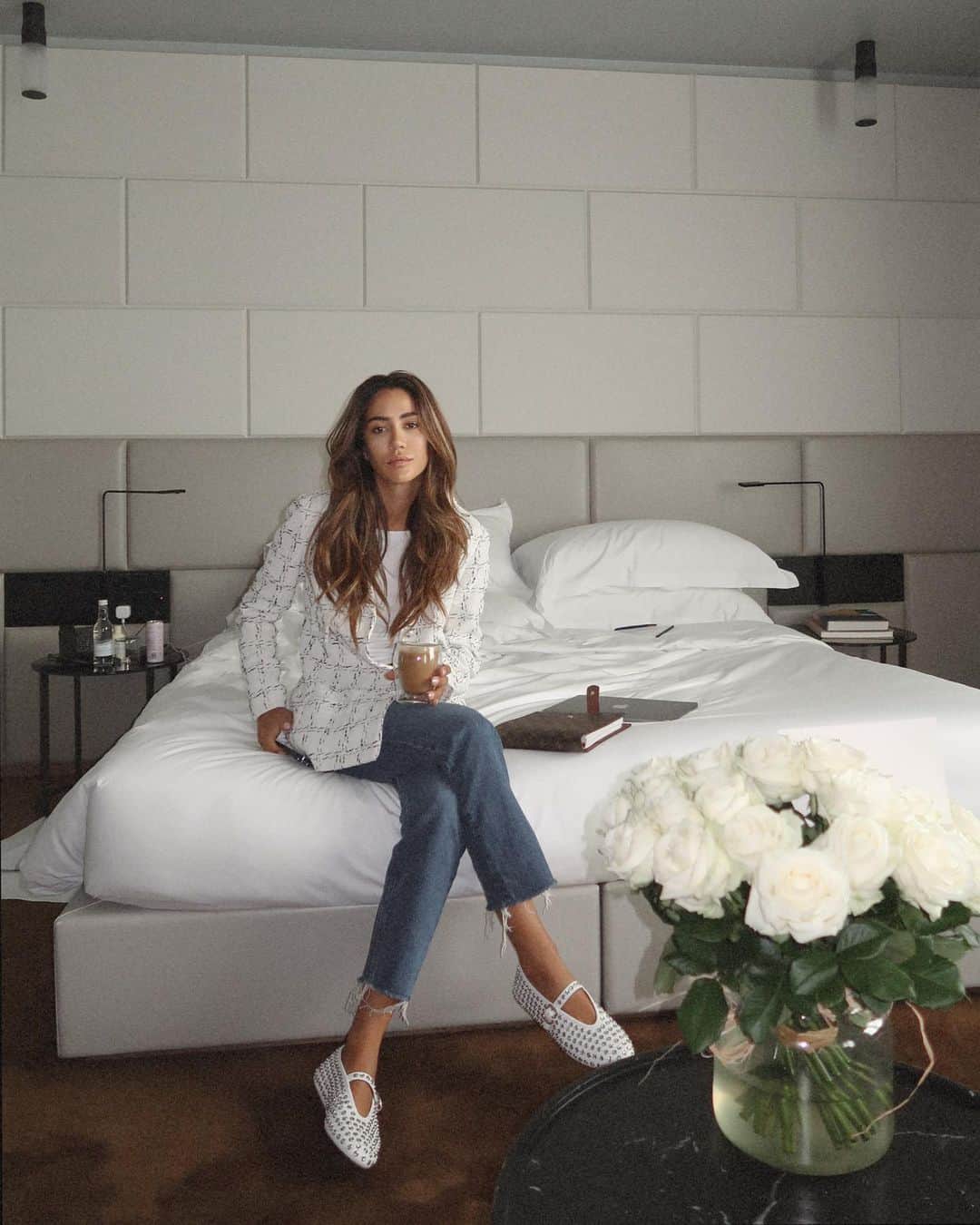 Tamara Kalinicのインスタグラム：「How many days a year do I need to spend at @hotelcaferoyal for it to count as my home?」