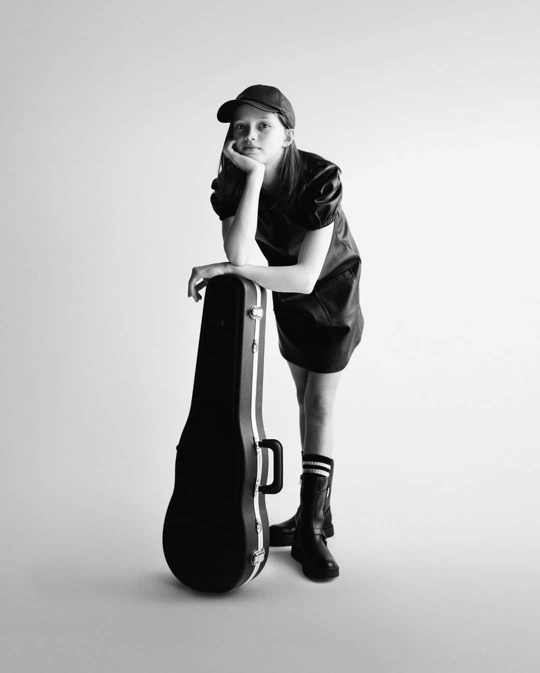 GapKidsのインスタグラム：「Lillian, 12 yrs old The Chameleon . Whether she’s pulling from her mom’s closet, tailoring a vintage dress on her sewing machine, or rocking head to toe athleisure, she tries (and nails) just about everything. . Wearing our Faux Leather Puff Dress. #gaptoschool」