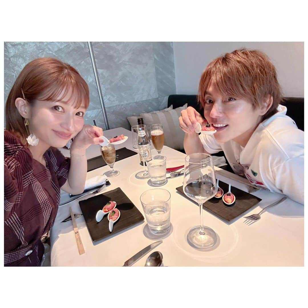 辻希美さんのインスタグラム写真 - (辻希美Instagram)「2023🩷7.19 16回目の結婚記念日💒💕✨"  17年目も宜しくね❤️✨"」7月19日 18時54分 - tsujinozomi_official