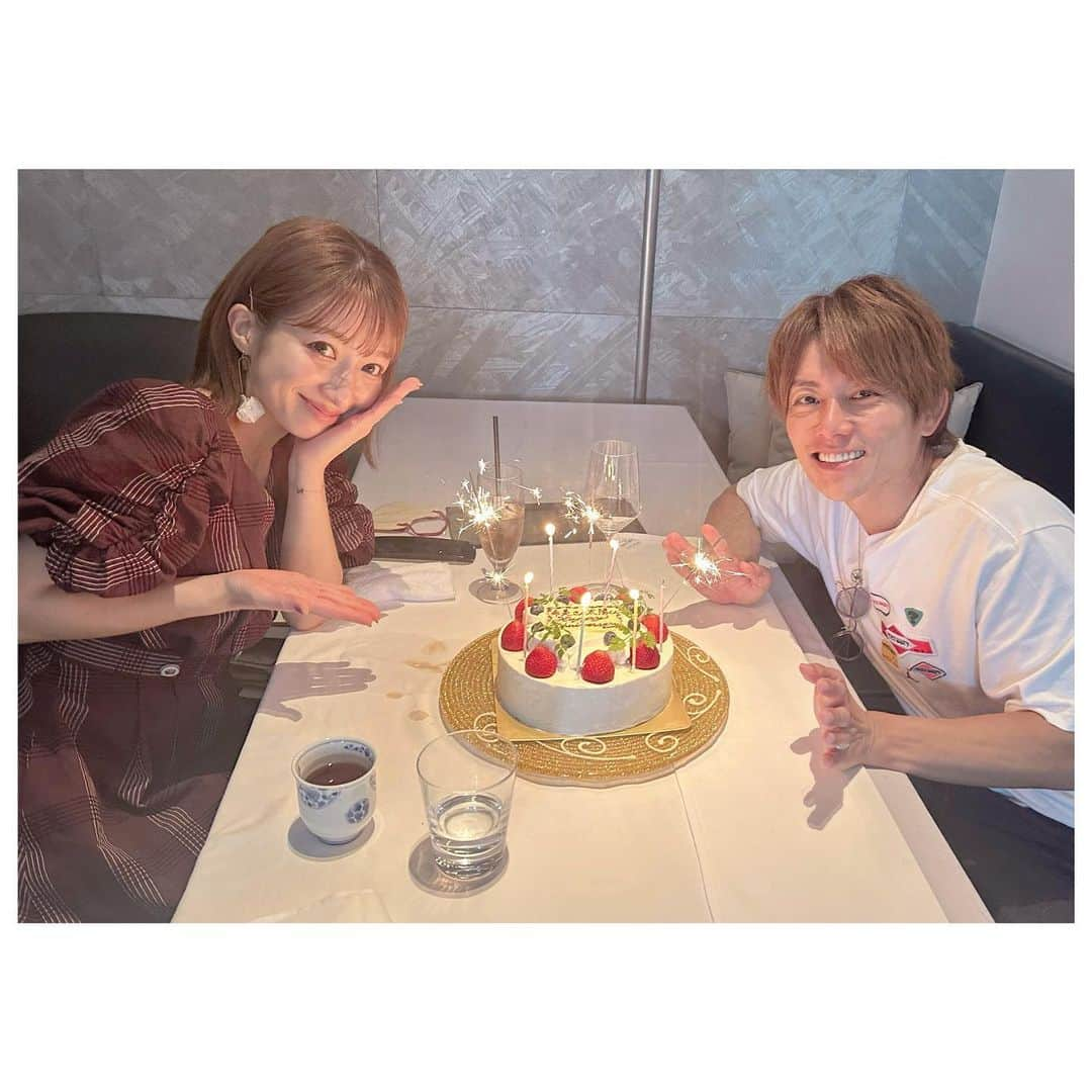 辻希美さんのインスタグラム写真 - (辻希美Instagram)「2023🩷7.19 16回目の結婚記念日💒💕✨"  17年目も宜しくね❤️✨"」7月19日 18時54分 - tsujinozomi_official