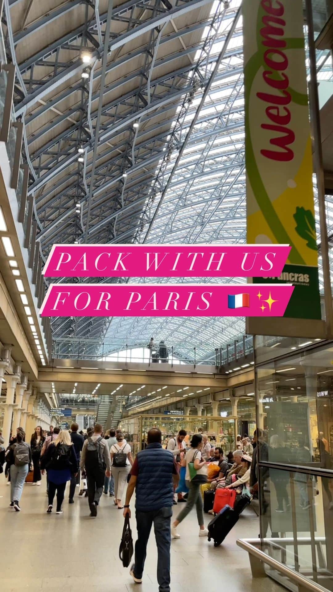 アクセサライズのインスタグラム：「Come to Paris with us! 🇫🇷 Pop by our St Pancras store for the perfect travel essentials #stpancrasinternational #accessorize #paris #travel #london」