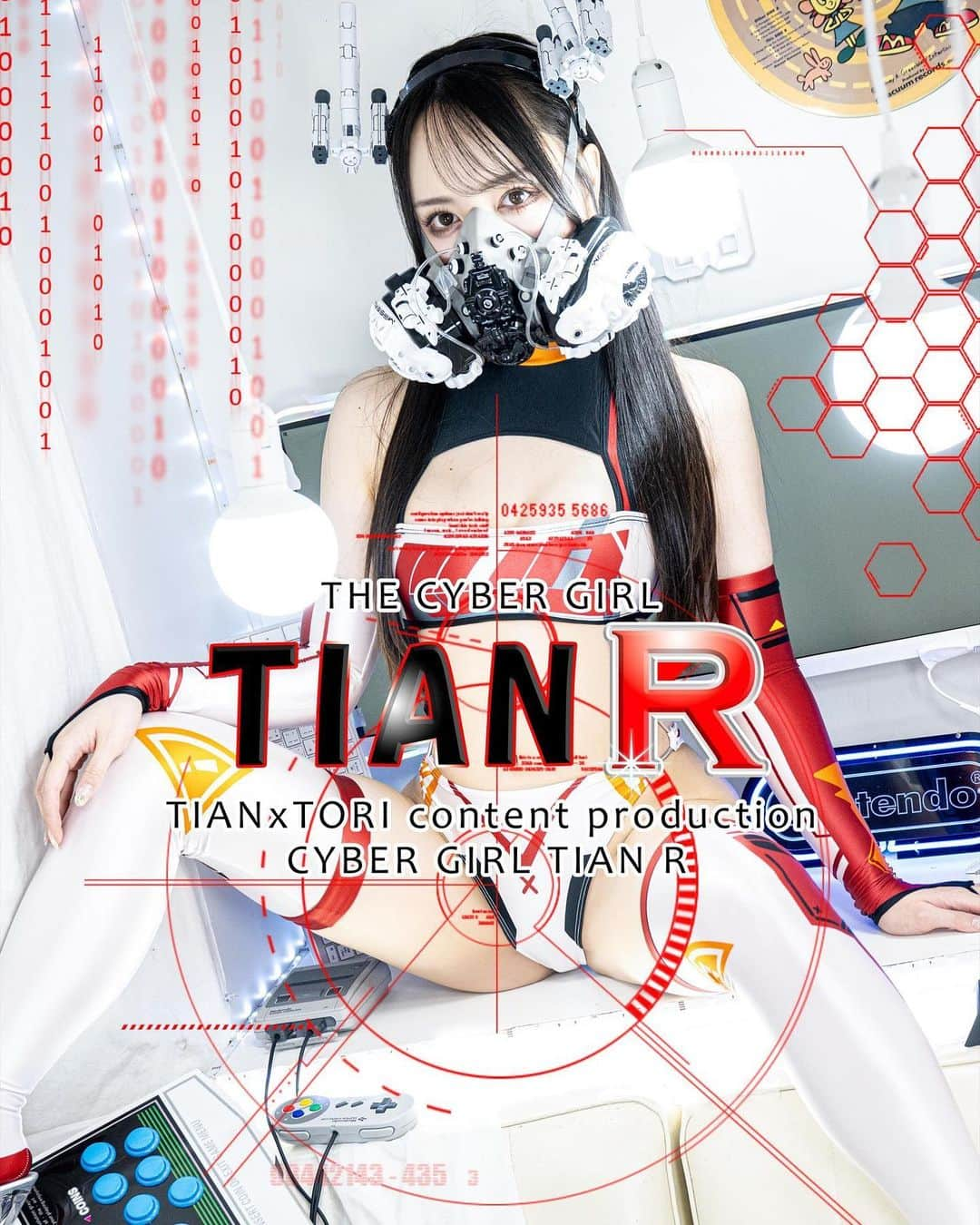 朝日しずくのインスタグラム：「THE CYBER GIRL🌟TIAN R🌟 8月11日(金・祝) コスホリック36  都立産業貿易センター台東館5F I列17-18  この写真集の物販の他にチェキや撮影券もあります🔫 久しぶりの会えるイベントだよー！！ 生ティアンに会いに来て🫶🫶 たくさんお話ししよっ💕  #CH36 #コスホリック36 #cosplayer #cosplay #japanesecosplayer #cybergirl #aninegirl #followme」