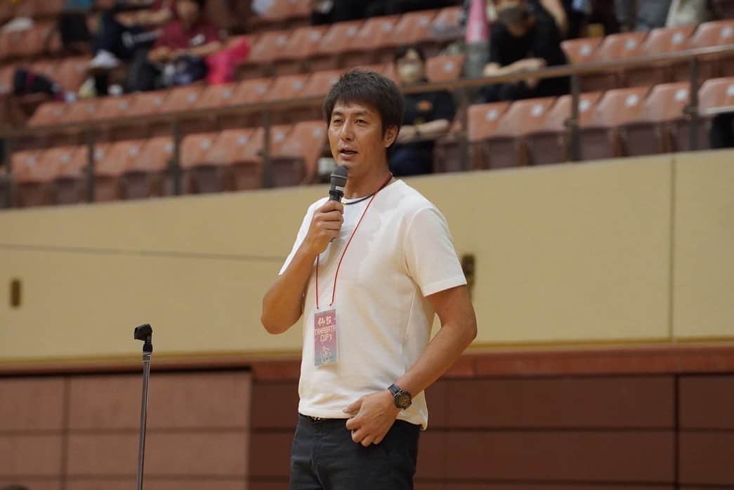 山本隆弘のインスタグラム：「先日T-FIVE CUP全国大会の打ち合わせで仙台市に行き翌日から開催された七夕カップの開会式に参加させて頂きました。 そこで全国大会のPRもさせて頂き仙台市バレーボール協会の方々には感謝です。 大会は東日本地域から60チームが集まり盛大に開催されました🏐 #T-FIVECUP」