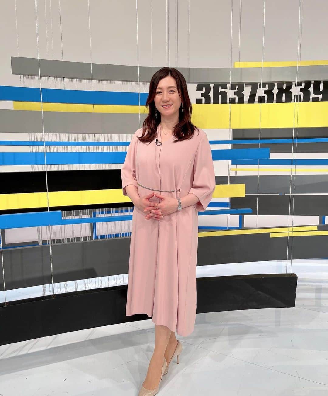 野々村友紀子さんのインスタグラム写真 - (野々村友紀子Instagram)「本日21:00〜テレビ東京系【60秒で学べるNews】  この番組はマジでためになります！円安の理由や、ネットでよく出てくるCookieの承認などわかっていそうで説明できないことをしっかりわかりやすく教えてくれますよー！ ぜひ観てくださいね！」7月19日 17時45分 - nonomura_yukiko