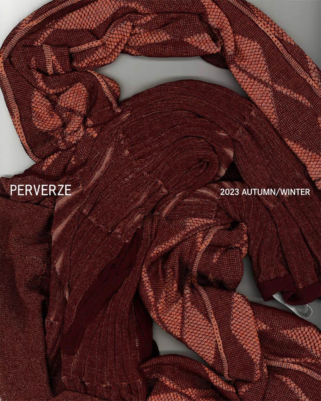 PERVERZE_OFFICIALさんのインスタグラム写真 - (PERVERZE_OFFICIALInstagram)「Our knit series with particular attention to detail. #PERVERZE_AW23 collection is available online. Discover the collection on our online.  #PERVERZE #AW23」7月19日 17時51分 - perverze_official