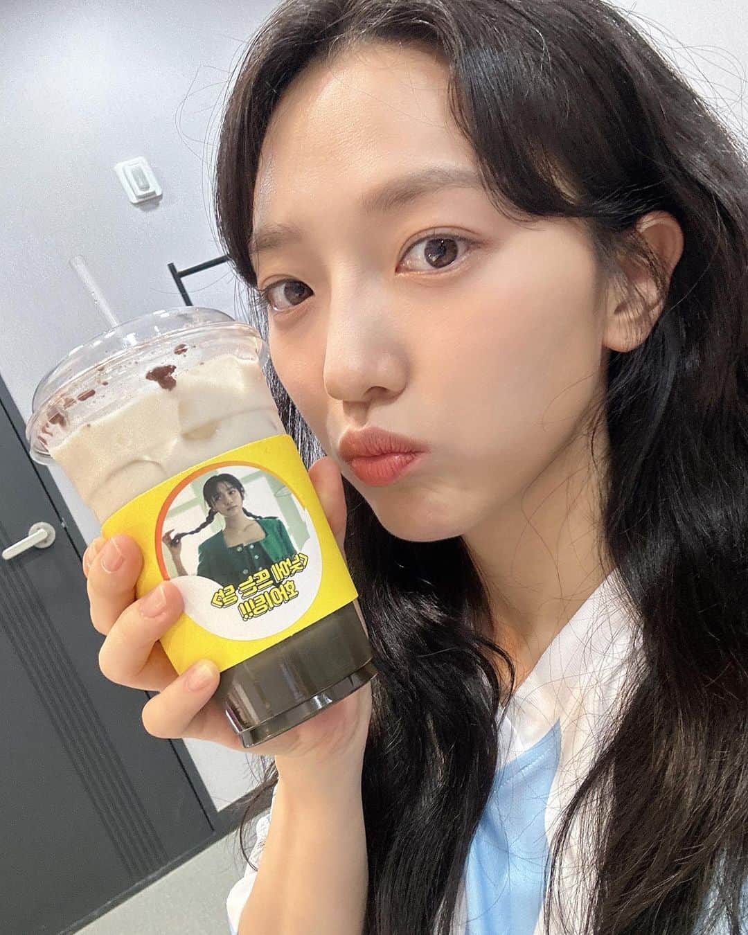 ピョ・イェジンさんのインスタグラム写真 - (ピョ・イェジンInstagram)「고마운 김도기 기사님🥹최고👍🏻」7月19日 18時20分 - yjiinp